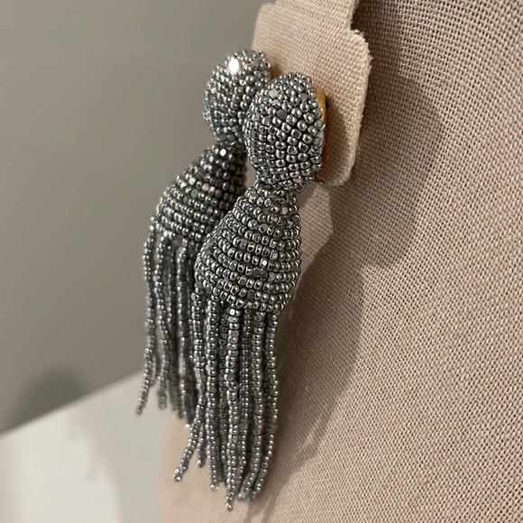 Oscar De La Renta Beaded Tassel Clip-On Drop Earrings - Picture 8 of 8